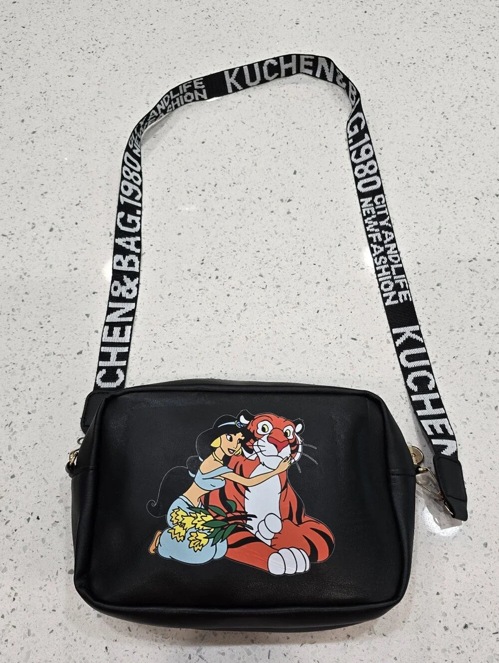 Disney's Aladdin Princess Jasmine & Pet Tiger Rajah Crossbody Purse Kuchen & Bag